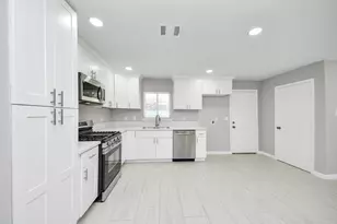 10507 Royal Oaks Dr, Houston, TX 77016 - Photo 21