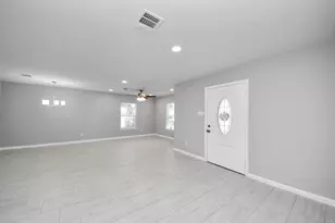 10507 Royal Oaks Dr, Houston, TX 77016 - Photo 13