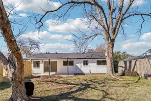 1307 Saddle Rock Dr, Houston, TX 77088 - Photo 31