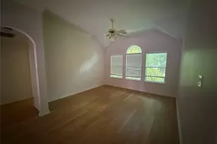 7819 Blue Stream Ct, Houston, TX 77041 - Photo 13