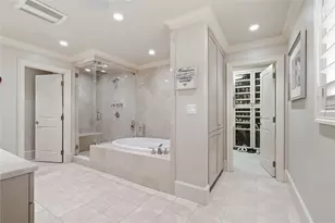 12311 Woodthorpe Ln, Houston, TX 77024 - Photo 19