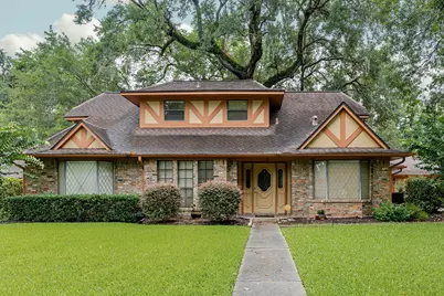 118 Arrowwood Street, Lake Jackson, TX 77566 - Photo 1