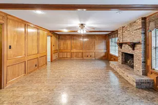 118 Arrow Wood St, Lake Jackson, TX 77566 - Photo 21