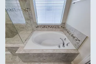 1506 Brayson Oaks Place, Houston, TX 77043 - Photo 31