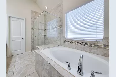 1506 Brayson Oaks Place, Houston, TX 77043 - Photo 29