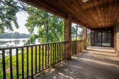1630 Green Briar Drive, Huntsville, TX 77340 - Photo 17