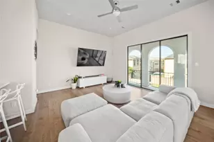 5232 Schuler St, Houston, TX 77007 - Photo 5