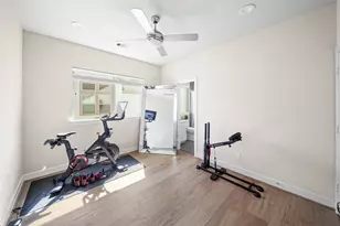 5232 Schuler St, Houston, TX 77007 - Photo 21