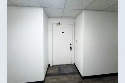 3025 Walnut Bend Lane #34, Houston, TX 77042 - Photo 15