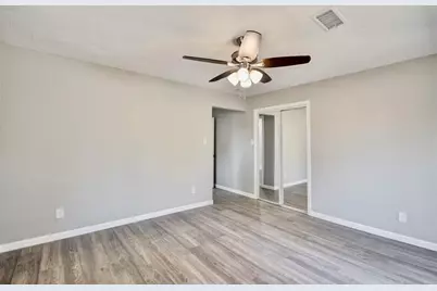 7906 Hammerly Boulevard, Houston, TX 77055 - Photo 15