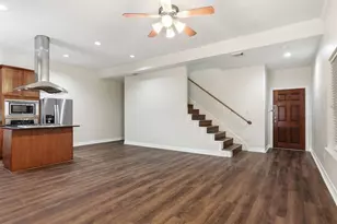 901 McKinney Park Ln, Houston, TX 77003 - Photo 1