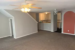 179 Binnacle Ct, Willis, TX 77318 - Photo 3