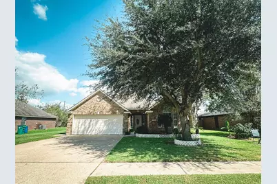 1102 N Shepherd Drive, Baytown, TX 77520 - Photo 1