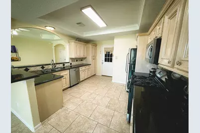 1102 N Shepherd Drive, Baytown, TX 77520 - Photo 7