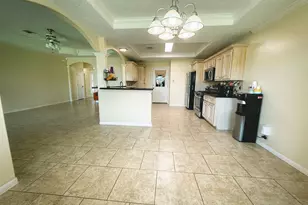 1102 N Shepherd Dr, Baytown, TX 77520 - Photo 5