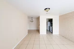 1511 Barcelona Way, Baytown, TX 77520 - Photo 5