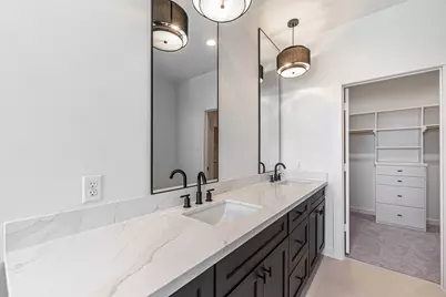 2318 Mills Street, Houston, TX 77026 - Photo 35