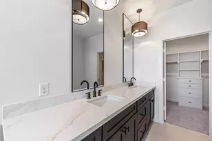 2318 Mills St, Houston, TX 77026 - Photo 35