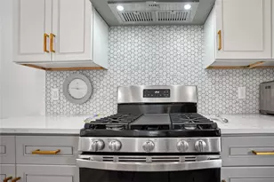 303 Blueberry St, Houston, TX 77018 - Photo 15