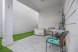 303 Blueberry St, Houston, TX 77018 - Photo 33