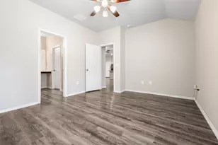 15058 Paddock Point Ln, New Caney, TX 77357 - Photo 11