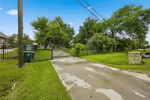 4606 Terrell St, Houston, TX 77093 - Photo 31