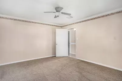 16900 Wellborne Road, Pearland, TX 77584 - Photo 13