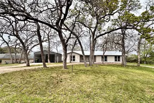 73 Fairway Dr, Normangee, TX 77871 - Photo 1