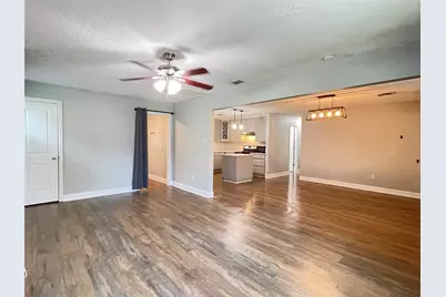 808 Dumas Drive, Bryan, TX 77803 - Photo 5