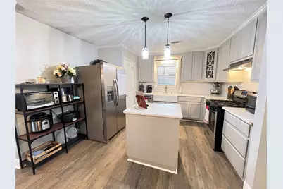 808 Dumas Drive, Bryan, TX 77803 - Photo 3