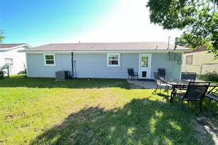 808 Dumas Dr, Bryan, TX 77803 - Photo 15