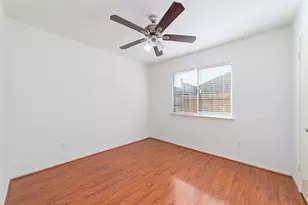 4222 Amir St, Houston, TX 77072 - Photo 9