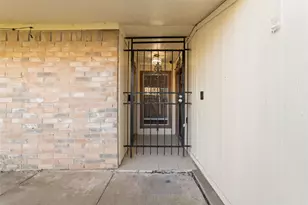 4222 Amir St, Houston, TX 77072 - Photo 3