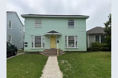 4715 Avenue R 1/2, Galveston, TX 77551 - Photo 1