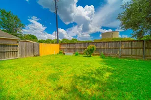 12015 Helene Ct, Pinehurst, TX 77362 - Photo 37