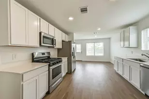 2717 Cadiz Bay Dr, Conroe, TX 77301 - Photo 13