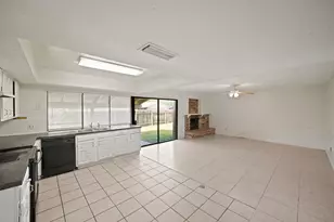15822 Danford Dr, Houston, TX 77053 - Photo 11
