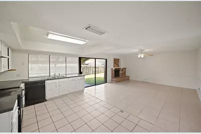 15822 Danford Drive, Houston, TX 77053 - Photo 11