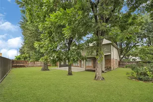 4211 Hambledon Village Dr, Houston, TX 77014 - Photo 3