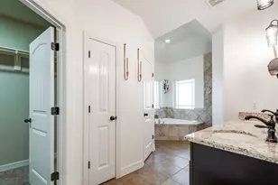 14063 Belmont Cir, Baytown, TX 77523 - Photo 25