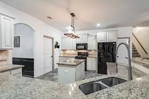 14063 Belmont Cir, Baytown, TX 77523 - Photo 15