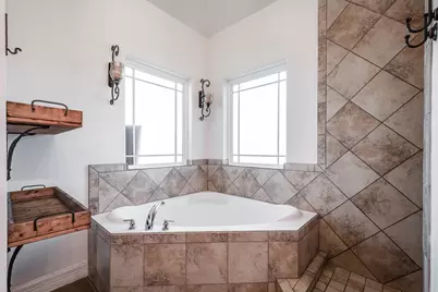 14063 Belmont Circle, Mont Belvieu, TX 77523 - Photo 27