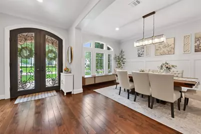 738 E Creekside Drive, Houston, TX 77024 - Photo 7