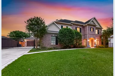 738 E Creekside Drive, Houston, TX 77024 - Photo 1