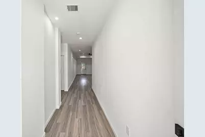 5526 Hartwick Road, Houston, TX 77016 - Photo 5