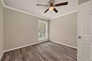 5207 Bent Bough Ln, Houston, TX 77088 - Photo 19