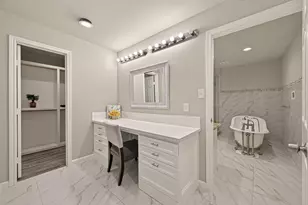5207 Bent Bough Ln, Houston, TX 77088 - Photo 37