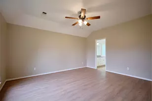 4801 E Columbary Dr, Rosenberg, TX 77471 - Photo 19