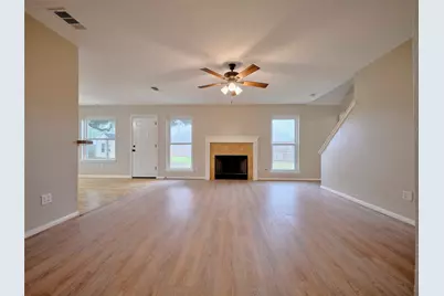 4801 E Columbary Drive, Rosenberg, TX 77471 - Photo 9