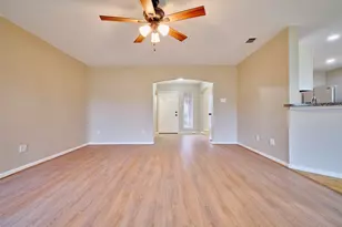 4801 E Columbary Dr, Rosenberg, TX 77471 - Photo 13